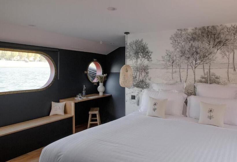 膳宿费 La Peniche   Bed And Bicycle   Tournon