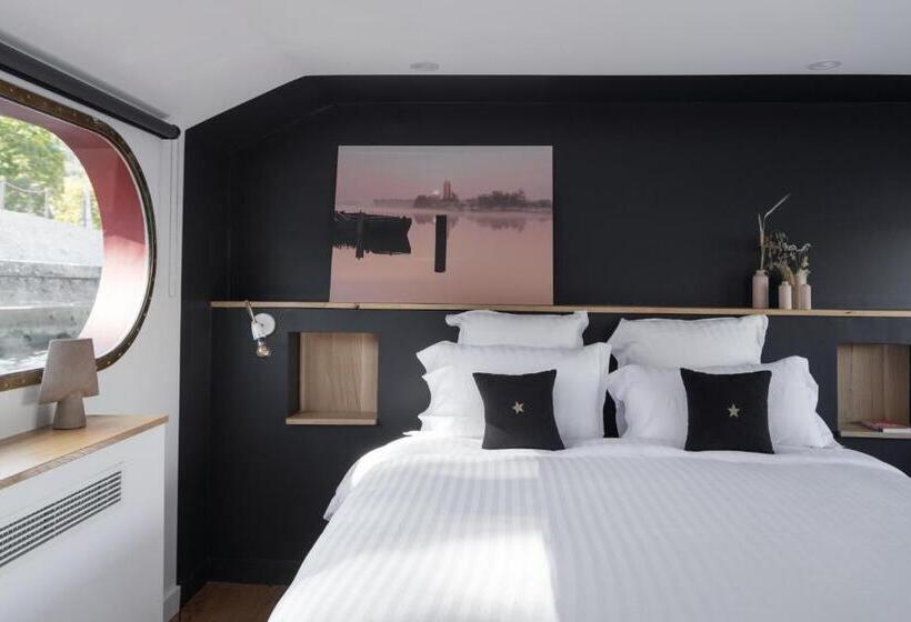 膳宿费 La Peniche   Bed And Bicycle   Tournon