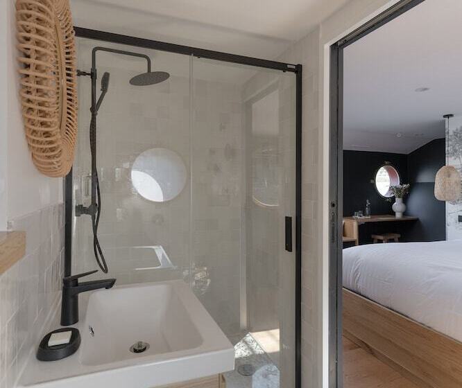 膳宿费 La Peniche   Bed And Bicycle   Tournon