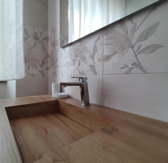 פנסיון Porta D Alpi