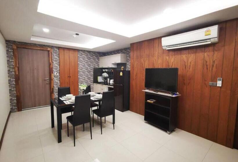 Private 111 Square Meters 2 Bedrooms City Chiangmai