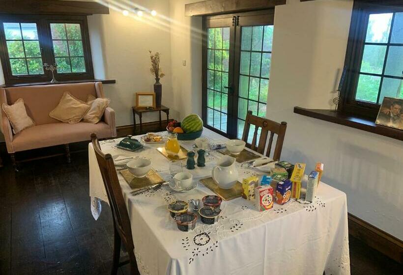 Slerra Hill Bed And Breakfast, Clovelly