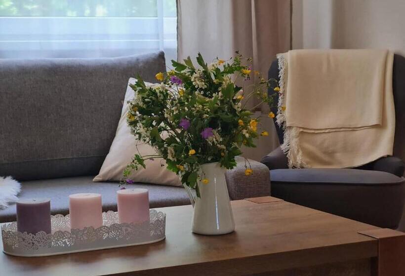 Villa Paradajs   Ubytovanie Pri Jazere