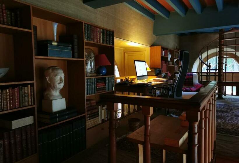 Bed and Breakfast Château De Chasseneuil Sur Bonnieure