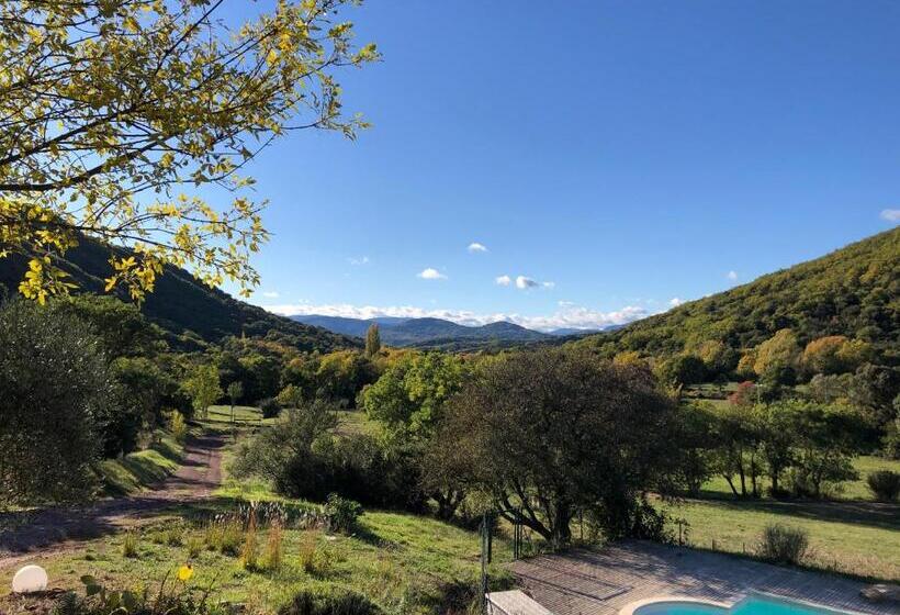 مبيت وإفطار Domaine De Montbarri