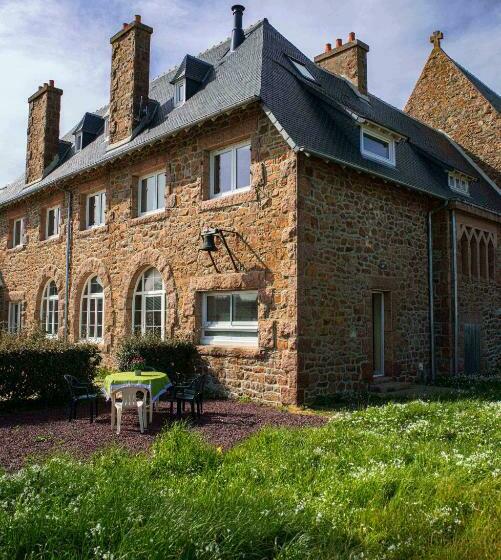 مبيت وإفطار Le Presbytère Du Talbert
