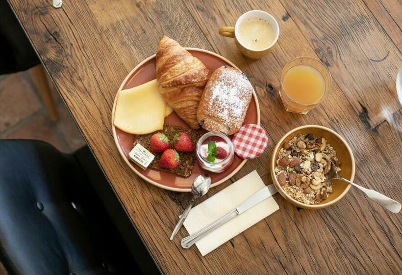 ベッドアンドブレックファースト â Vî Molin