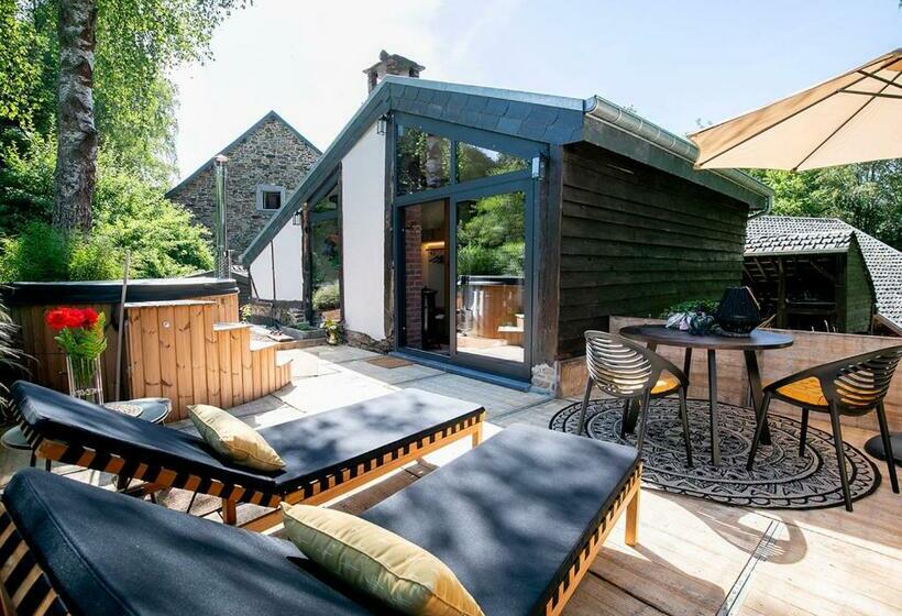 ベッドアンドブレックファースト â Vî Molin