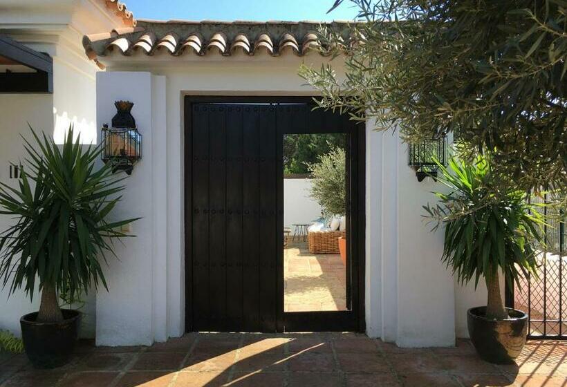 مبيت وإفطار Villa De La Luz Luxury Guesthouse
