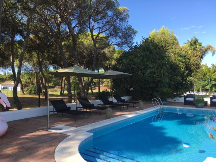 ベッドアンドブレックファースト Villa De La Luz Luxury Guesthouse