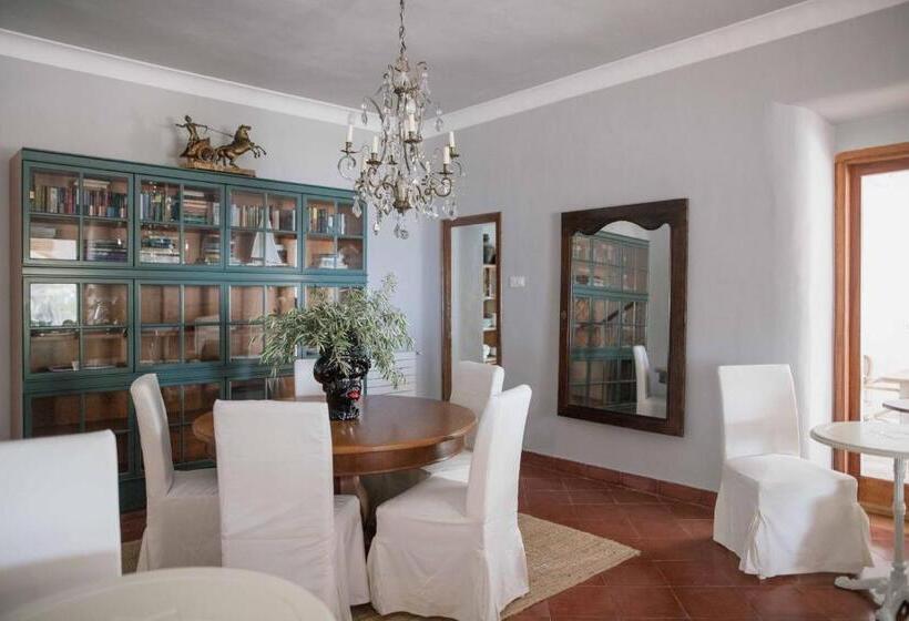 ベッドアンドブレックファースト Villa Dora