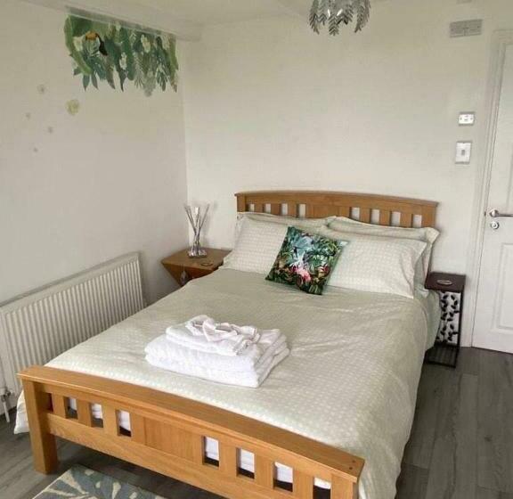 Woodlands Bellevue Bed & Breakfast