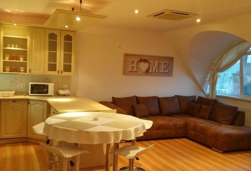 Home Apartman