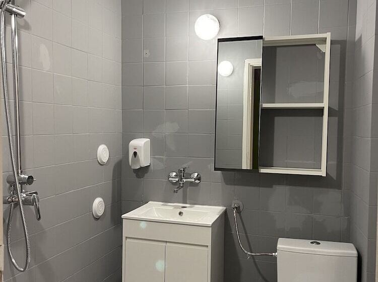 בית מלון כפרי Amadina Garden