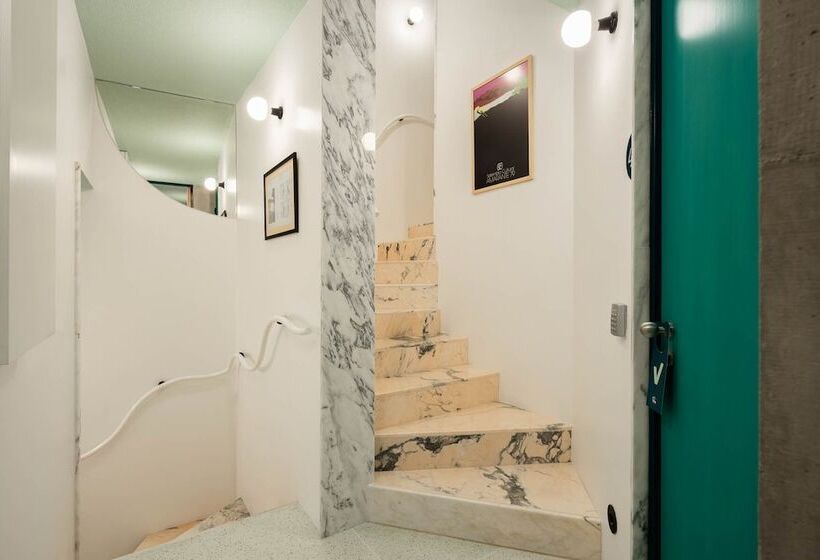 Отель Covelo The Original Rooms And Suites