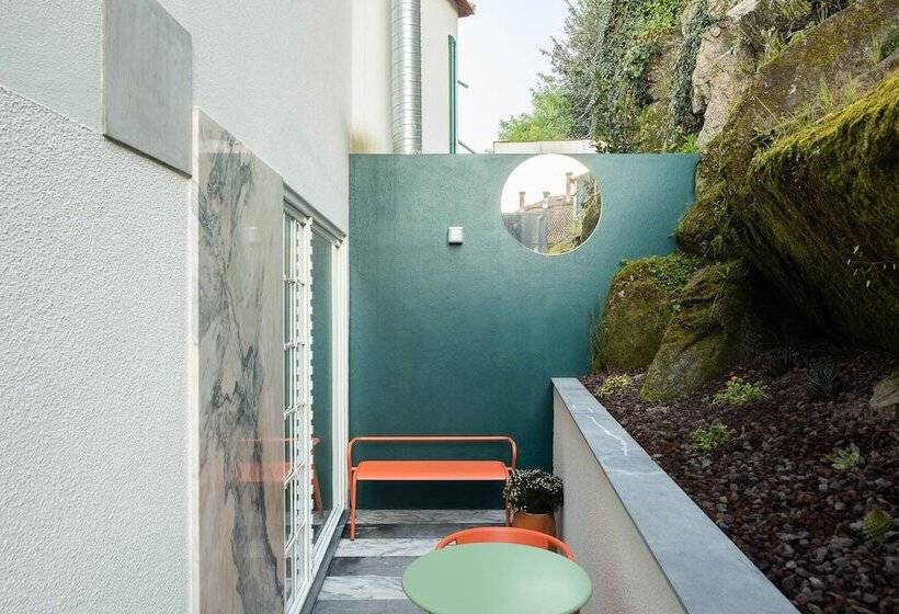 Отель Covelo The Original Rooms And Suites