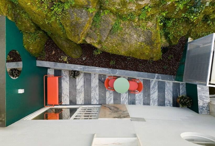 Отель Covelo The Original Rooms And Suites