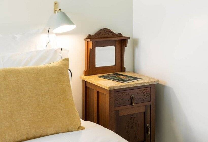 Отель Covelo The Original Rooms And Suites