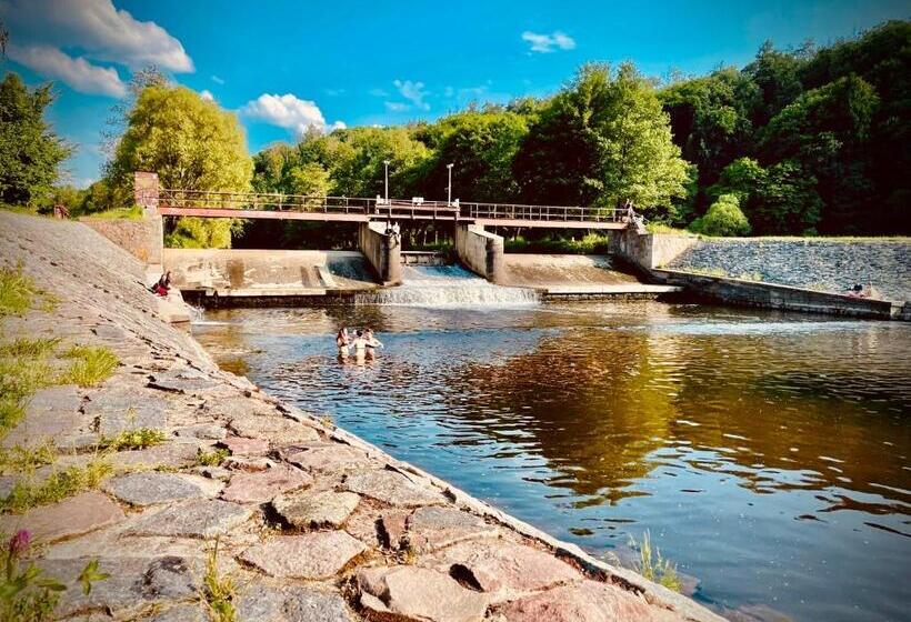 בית מלון כפרי Haraburdi® Recyclart