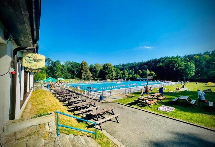 בית מלון כפרי Haraburdi® Recyclart