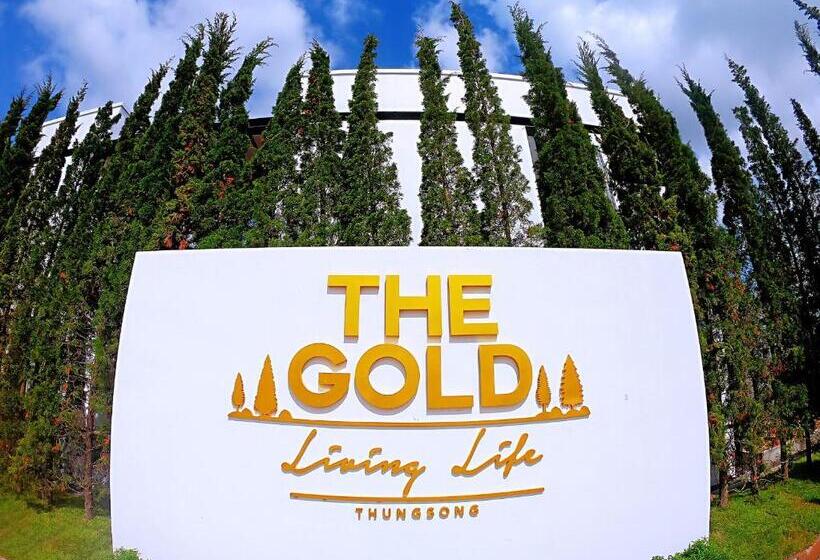 فندق The Gold Living Life