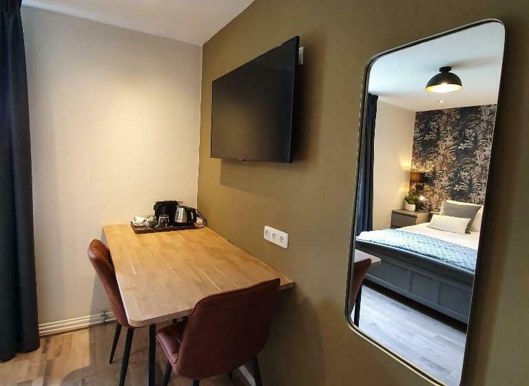 Luxe B&b Vroelen Noorbeek