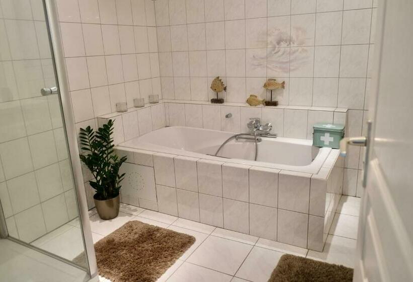 Luxe B&b Vroelen Noorbeek