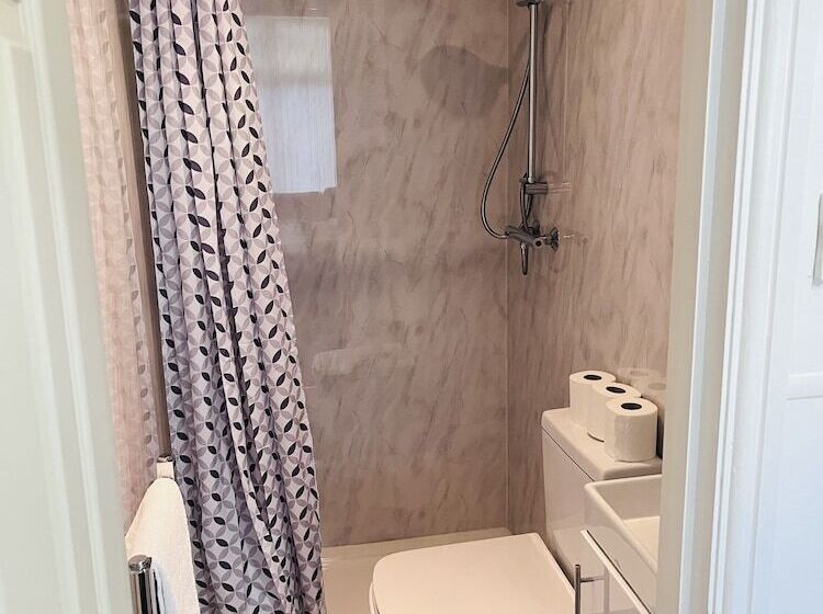 פנסיון Abbeyfield Guesthouse