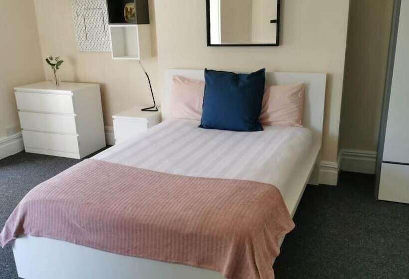 פנסיון Abbeyfield Guesthouse