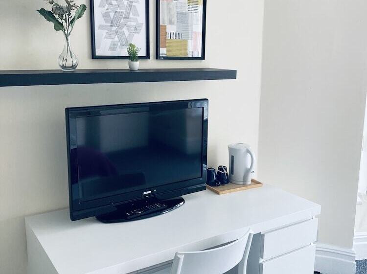 פנסיון Abbeyfield Guesthouse