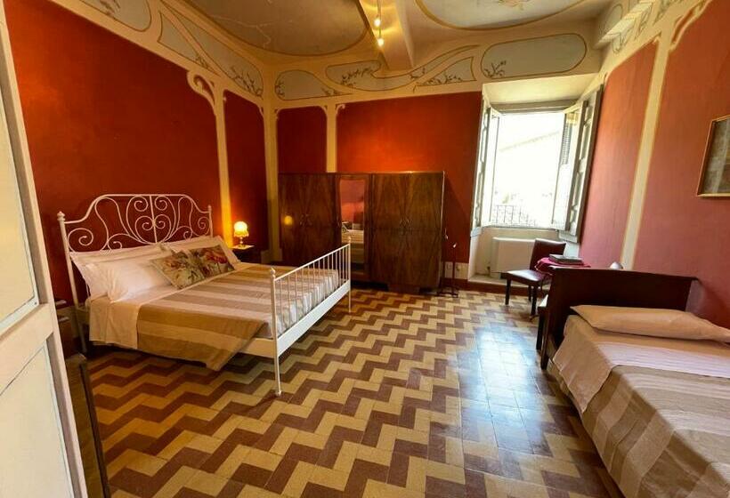 بنسيون Palazzo Valenti   Camere In Palazzo Rinascimentale