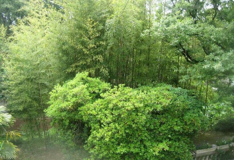 Пансион La Petite Bambouseraie