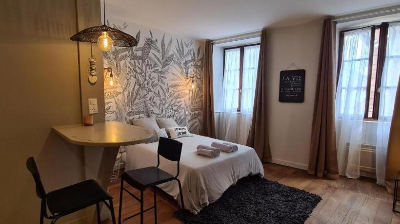 ペンション Les Chemins D Elika