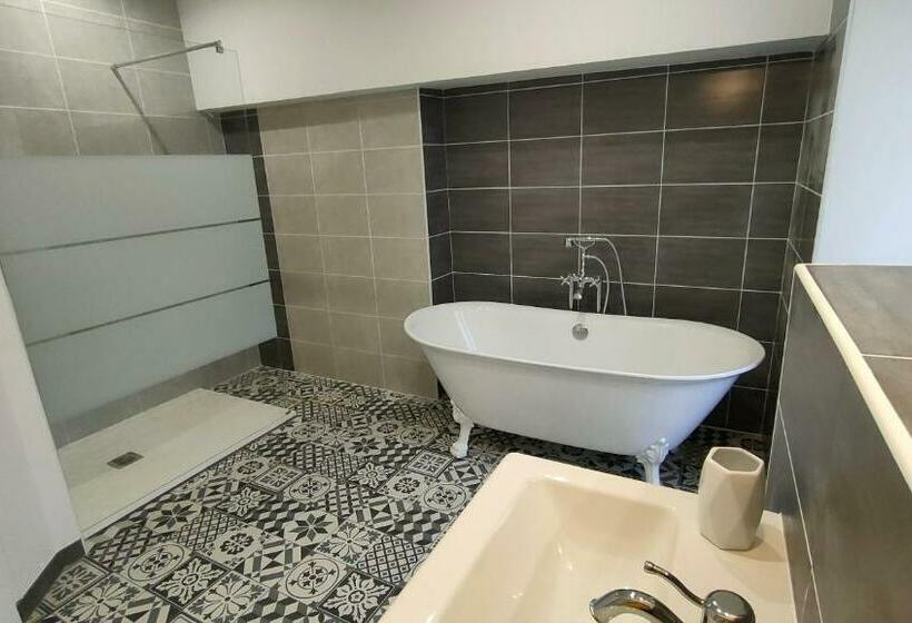 פנסיון Un Autre Temps, Maison Entière Avec Terrasse & Jardin, 2 Chambres, 2 Sdb