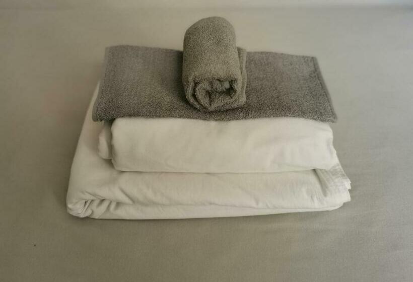 7brunnen Hostel & Guest House