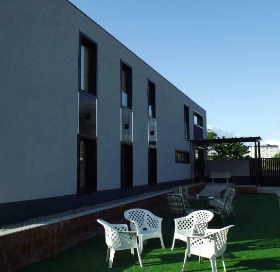 Albergue Santiago 15 Monforte