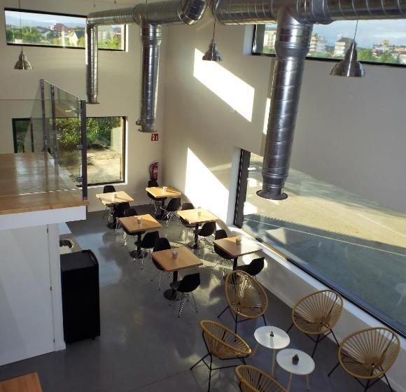 Albergue Santiago 15 Monforte