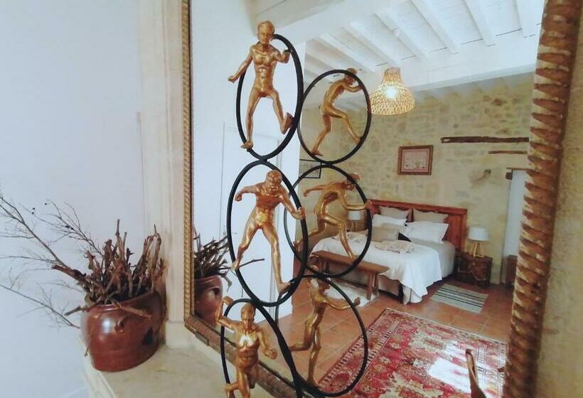 مبيت وإفطار Domaine De Gaïa, Piscine, Pétanque, Ping Pong, Proche Saint Emilion