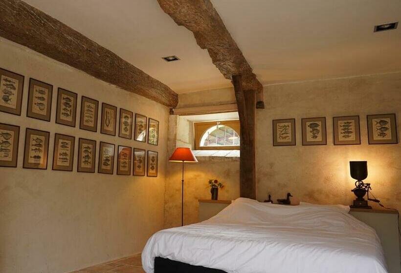 مبيت وإفطار Ferme Du Bois De Veude