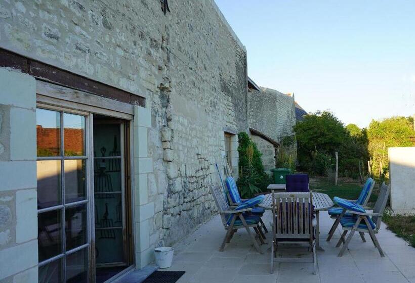 مبيت وإفطار Ferme Du Bois De Veude