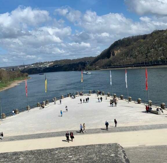 住宿加早餐  Idyllisches Zimmer In Ruhiger Lage Boppard Am Rhein
