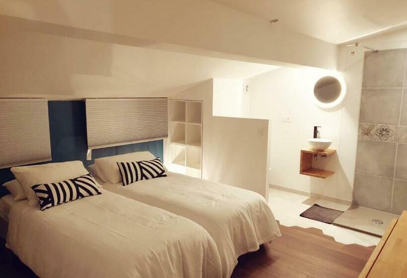 민박 Jas Dou Felibrige