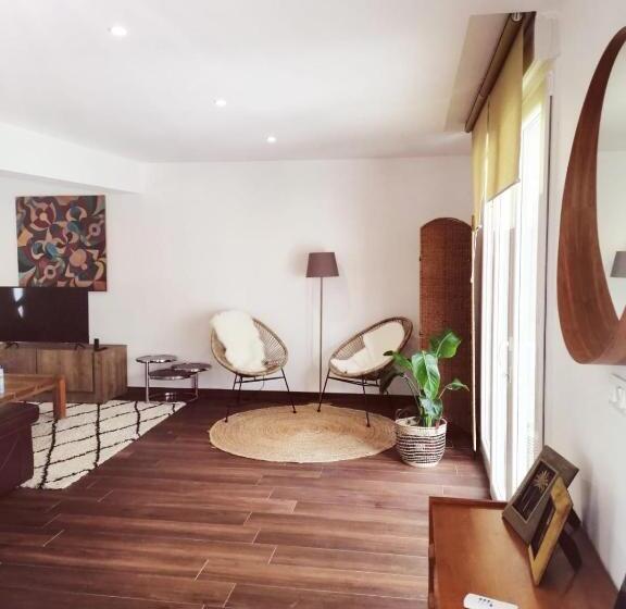 민박 Jas Dou Felibrige