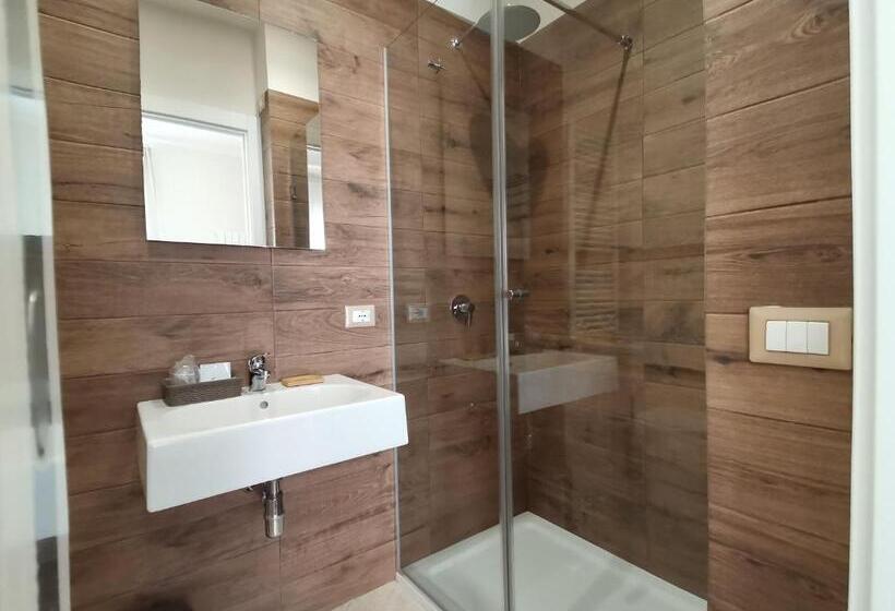 ベッドアンドブレックファースト Le Métro