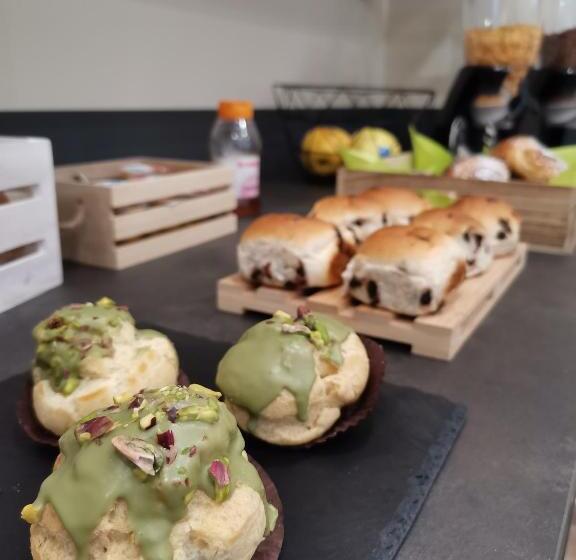 ベッドアンドブレックファースト Le Métro