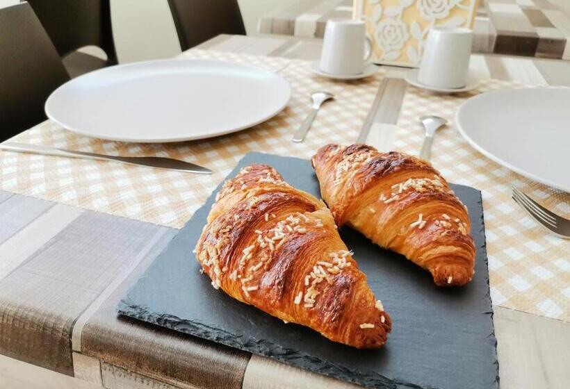 ベッドアンドブレックファースト Le Métro