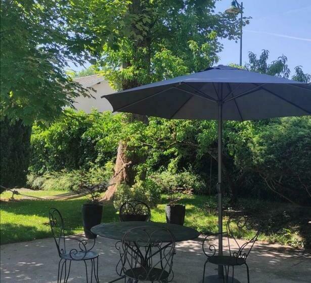 Bed and Breakfast Pavillon C.r