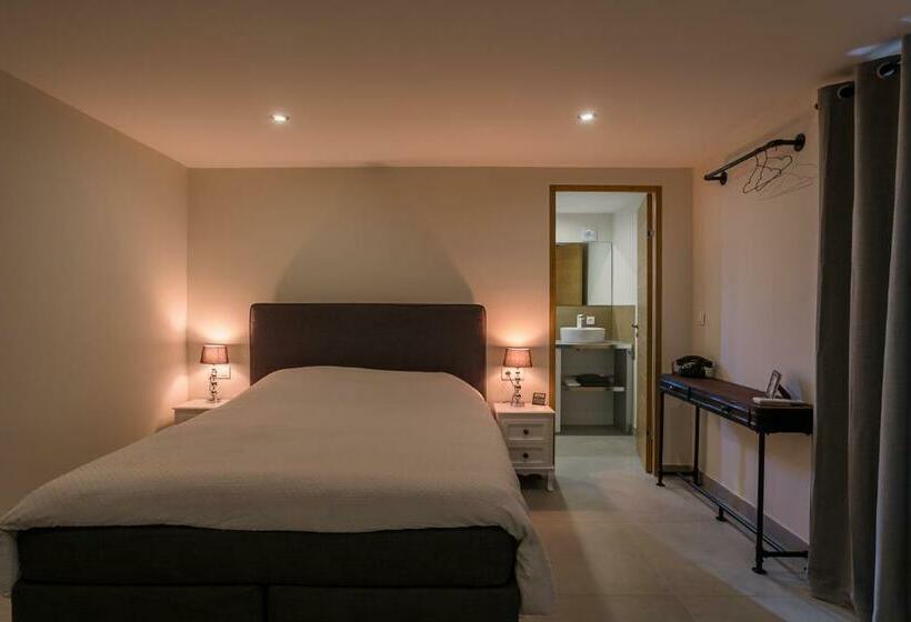 Bed and Breakfast Villa Domitia Chambre D Hôtes Luberon