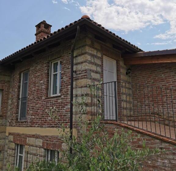 בית מלון כפרי Agriturismo Airale