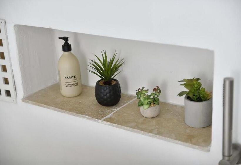 בית מלון כפרי La Maison De Lourmarin